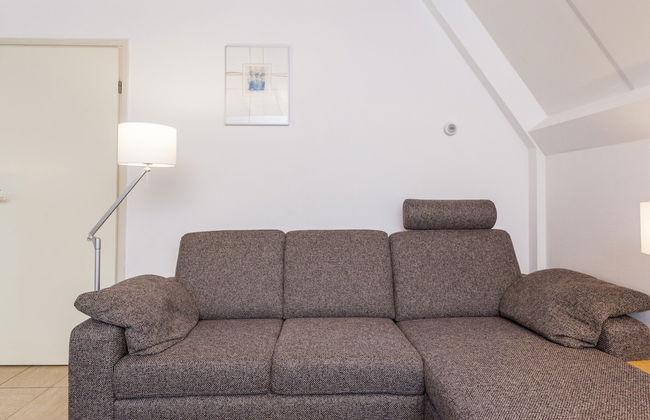 Cozy Holiday Home in Nunspeet near Forest - Photo 11