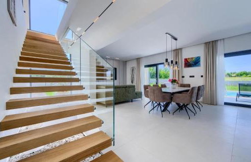 3 Bedroom Cozy Home In Nedescina - Foto 37