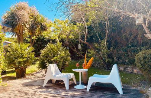 La vigie les pieds dans l'eau - Foto 1