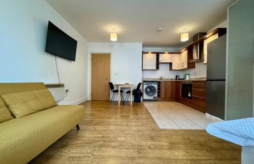 Trendy Studio Flat, 8 Minutes to central London - Photo 1