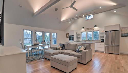 Walk to Beach! Cape Cod Cottage with Fire Pit - Photo 1