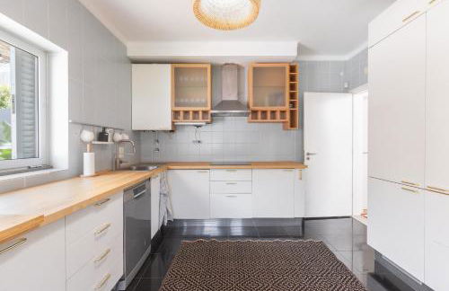 Beach Villa - 16min to Downtown - 30 PPL - Foto 57