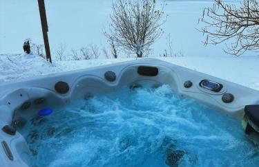 Serenity ShoresHot Tub Lake ViewPet Friendly - Foto 2