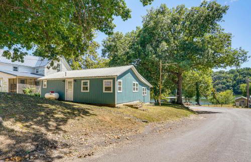 Steps to Water Lake of the Ozarks Getaway - Foto 17