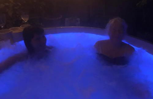 Bijou Cottage in Brontë Country with Wood-burning Stove & Hot Tub Spa - Foto 31