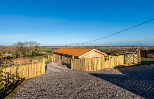 Yorkshire Dales Retreat with Hot Tub & Garden - Photo 26