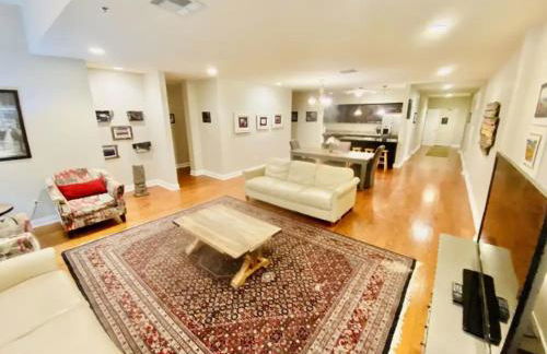 NOLA Condo - Photo 4