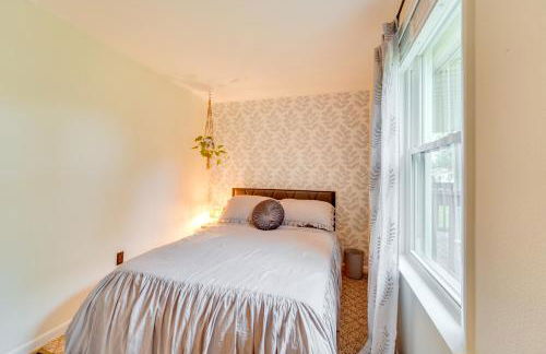 Mtn-View Escape with Large Yard in Duncansville! - Foto 18