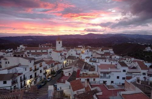 Casa Canillas - mountain & sea views, sleeps up to 6 people! - Foto 13