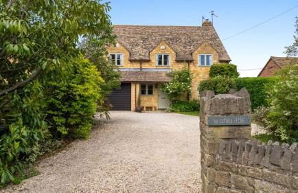 Woodside Cottage - Photo 1