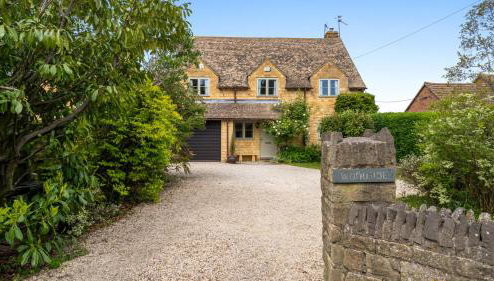 Woodside Cottage - Photo 1