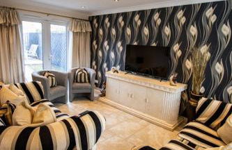 Harvest House with Games Room - Photo 3