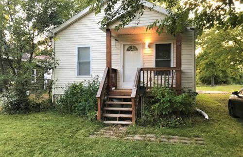 Relaxing Cottage by the Lake and Parking - Foto 9