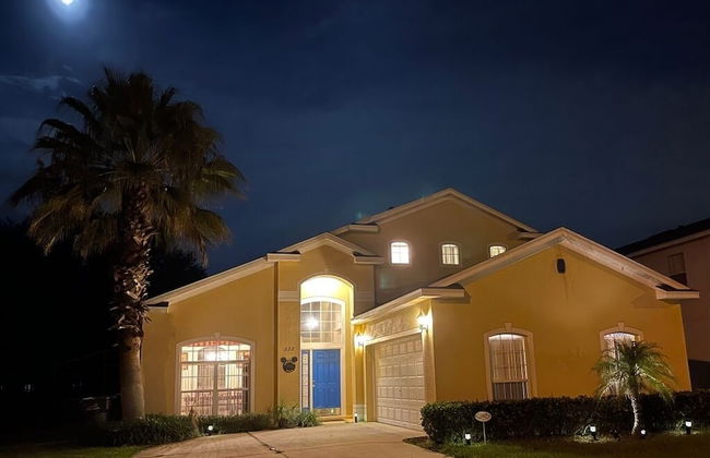 Beautiful 5 Bedroom Home With Large South-facing Pool - Foto 24