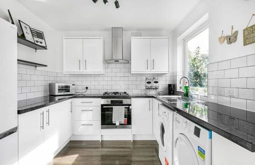 Luxury Large House With Games Room Sleeps Up to 12 - Foto 18