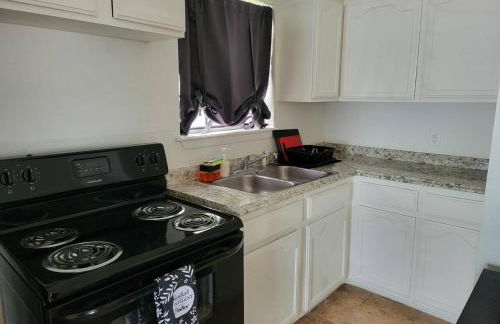 Large parking lot sleeps 8 - Foto 16