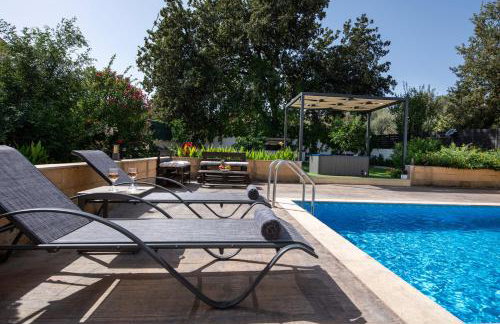 Villa Alex with private pool and jacuzzi - Foto 16