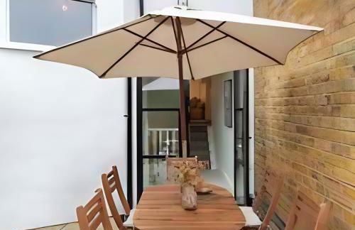 Elegant, Victorian End of Terrace Town House - Foto 8