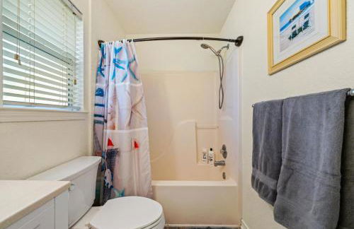 Amazing Oceanfront 2BR Home Cozy Peaceful and Kid and Pet Friendly - Photo 21