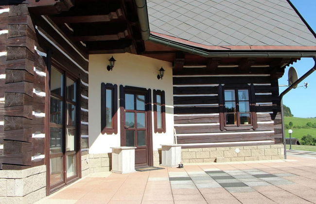 Stupna Holiday Home With Garden - Photo 2