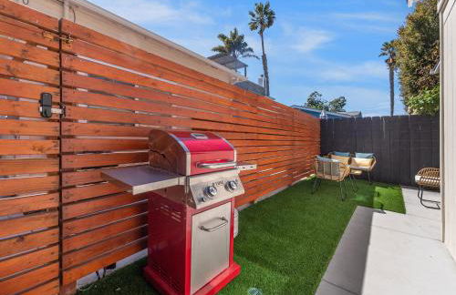 Beach Bungalow Perfection - Private Patios, BBQ walk2beach & Pet Friendly! - Foto 12