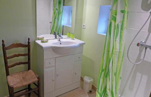 Holiday Home in Montbrun with Pool & Vineyards - Foto 16