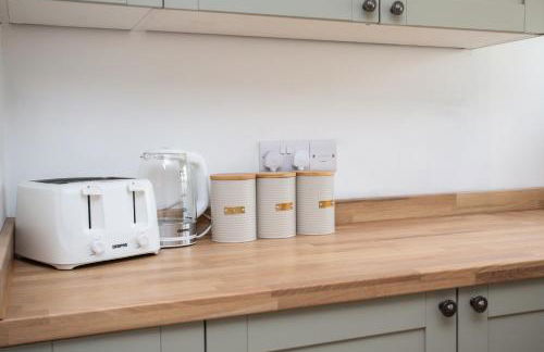 Vacant Nest The South End Spacious Smart TV - Foto 14