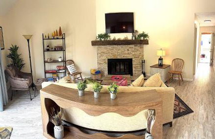 2 BR JIMINY PEAK w Mountain Views SLEEPS 7 Gorgeous - Foto 3