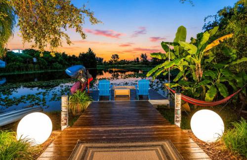 2 Homes • Hot Tubs x2 • Heated Pool • Fire Pit - Foto 55