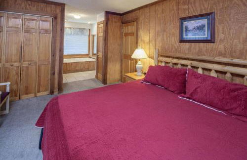 Er44 - Rising Eagle - Great Location! Close To Town! 2 Bedroom Cabin by RedAwning - Foto 38