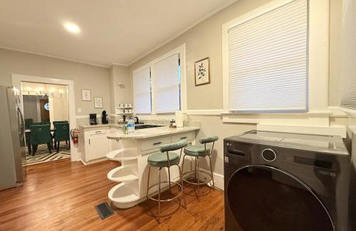 Cottontown Bungalow - Fast WiFi - Walk Downtown - Foto 10