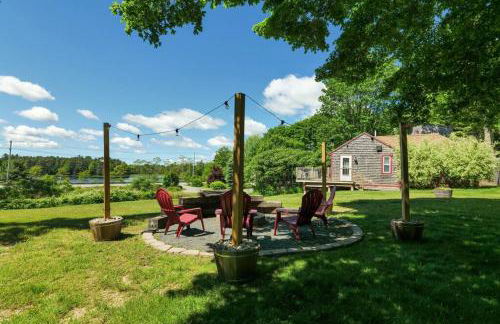 2 BR Home w/ Pondside View Backyard [Maine Escape] - Foto 2
