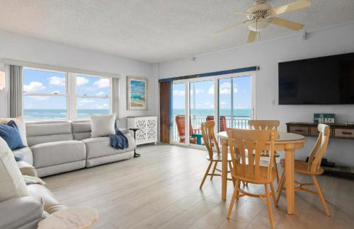 Oceanfront Oasis - 2BR2BA direct oceanfront! - Foto 1