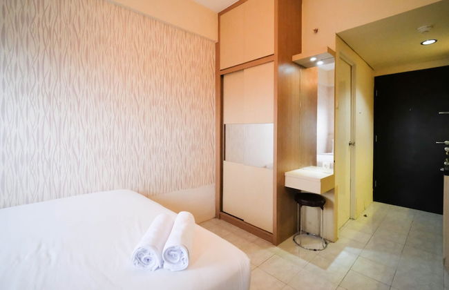 Compact And Comfy Studio At Puri Mas Apartment - Foto 4
