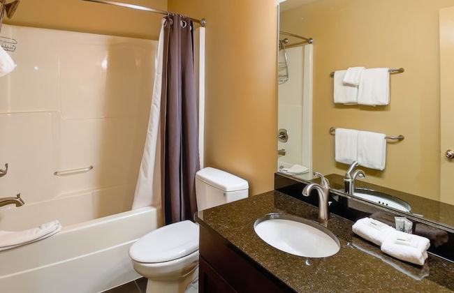 Thunder Ridge by Fernie Lodging CO - Photo 31