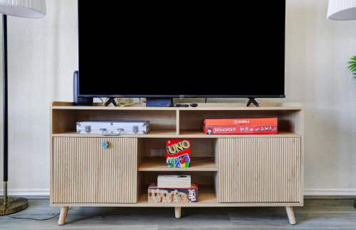 Hot Tub Retreat Games BBQ Air Hockey Swing Set - Foto 14