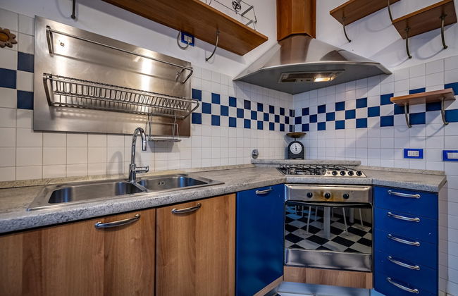 YiD elegant near tramvia - Photo 12