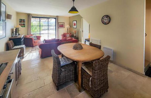 Awesome Home In Saint-Laurent-De-La-Ca - Foto 6