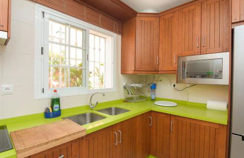 Villa privada con increíbles vistas al mar - Photo 26