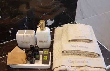 Zandre Luxury Suites - Photo 25