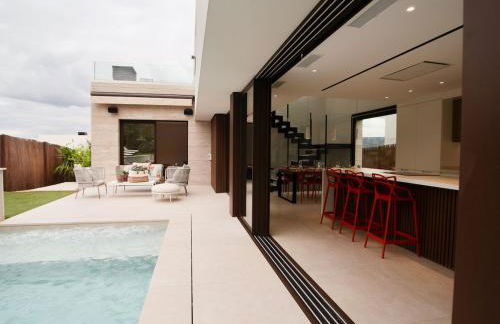 Stunning Design Villa with large private Pool 30sqm - Foto 62