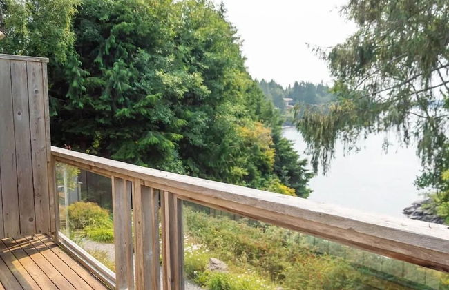 Tofino Oceanfront Hotel Suite 2 - Photo 14