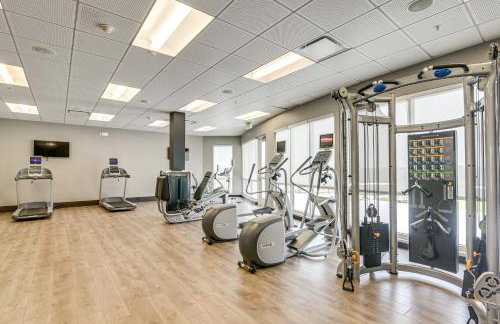 Walk to Beach Pool-View Condo in Galveston! - Foto 30