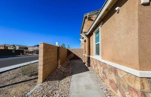 California 3-Bedroom Desert Escape With Garden - Foto 11