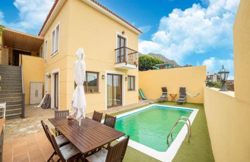 Villa in Tenerife with Pool and Sea Views - Foto 1