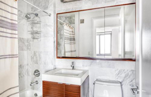 Tribeca Studio w City views Gym Pool NYC-110 - Foto 12