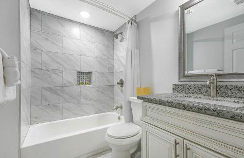 Cozy and Charming House with Luxury Amenities - Foto 10