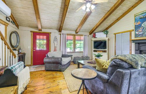 Hike, Swim and Fish Lakefront Cabin in Roach! - Foto 4