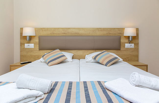 Theo Star Beach Hotel - Photo 16