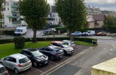 Bel appartement spacieux ,convivial de 3 chambres avec parking privé sécure - Photo 66